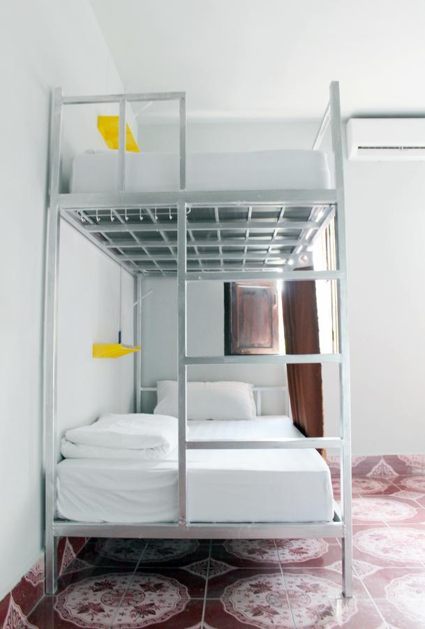 Aham Hostel (Adults Only) 琅勃拉邦 外观 照片